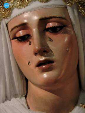 Besamanos de la Virgen de la Presentación del Calvario // Ángela Vilches