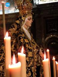 Besamanos de la Virgen de la Presentación del Calvario // Ángela Vilches