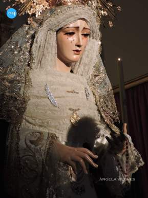 Besamanos a la Virgen de la Esperanza, Reina de los Mártires del Juncal // Ángela Vilches