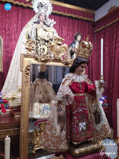 Besamanos del Niño Jesúa de Praga del Carmen del Santo Ángel // Carlos Iglesia