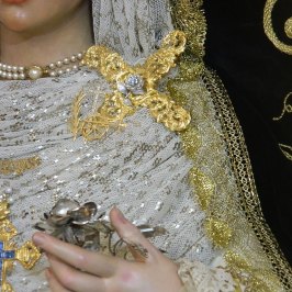 Veneración de la Virgen de las Lágrimas de la Exaltación // Carlos Iglesia