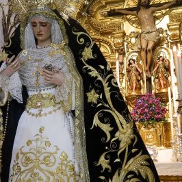 Veneración de la Virgen de las Lágrimas de la Exaltación // Carlos Iglesia