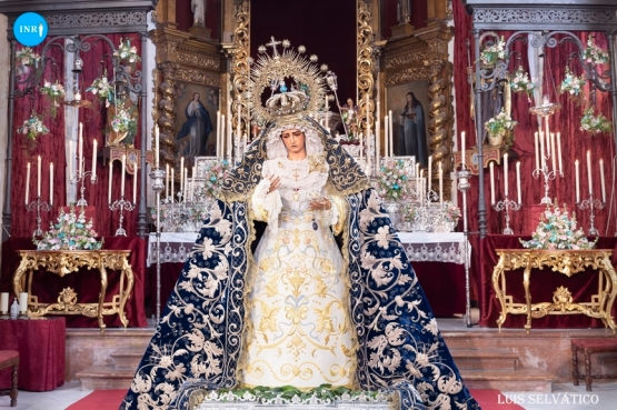 Veneración de la Virgen de la Hiniesta // Luis Selvático