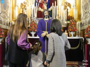 Veneración del Señor Cautivo de Santa Genoveva // Carlos Iglesia