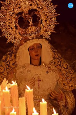 Señor de Nazaret y Virgen del Amor de Pino Montano // Ángela Vilches