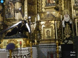 Las Penas de San Vicente en el altar mayor // Carlos Iglesia