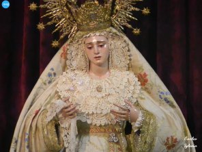 Virgen de la Soledad de San Ildefonso // Carlos Iglesia