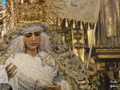 Veneración de la Virgen de la Esperanza de Triana // Carlos Iglesia