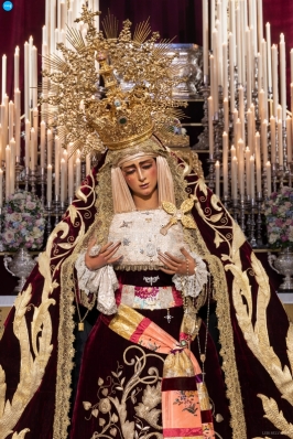 Veneración de la Virgen de las Angustias de los Gitanos // Luis Selvatico