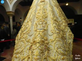 Manto de la Virgen de la Salud de San Gonzalo // Carlos Iglesia