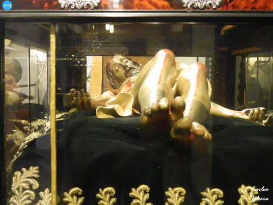 Sanctus, exposición del Santo Entierro y rey San Fernando // Carlos Iglesia